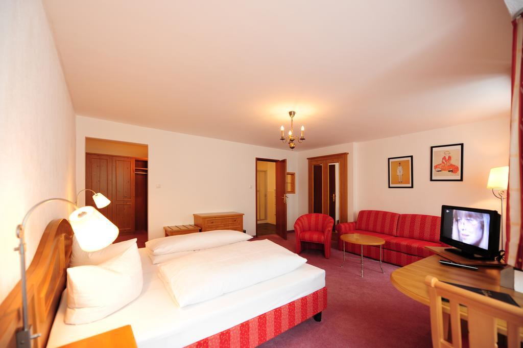 Hotel Krone マトライ・アム・ブレンナー 部屋 写真